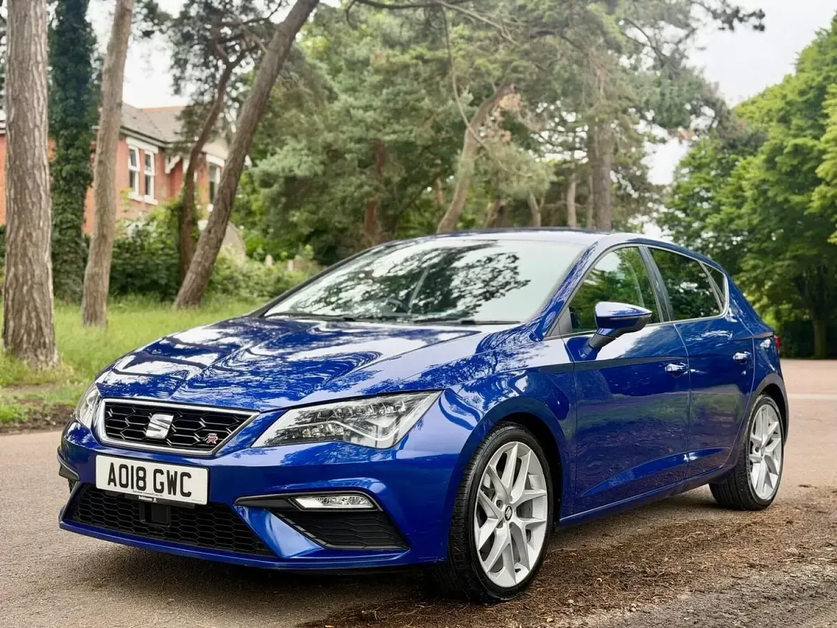 Used Seat Leon FR 150 HP (110 kW) 2018 Blue Hatchback