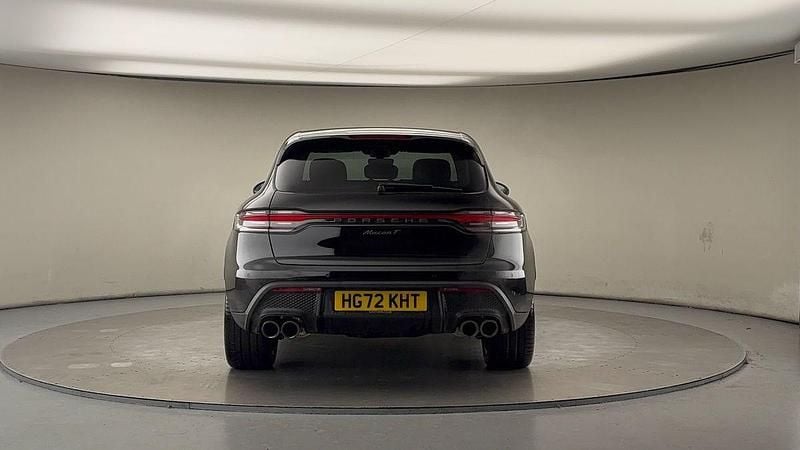 Used Porsche Macan 265 HP (194 kW) 2023 Black SUV