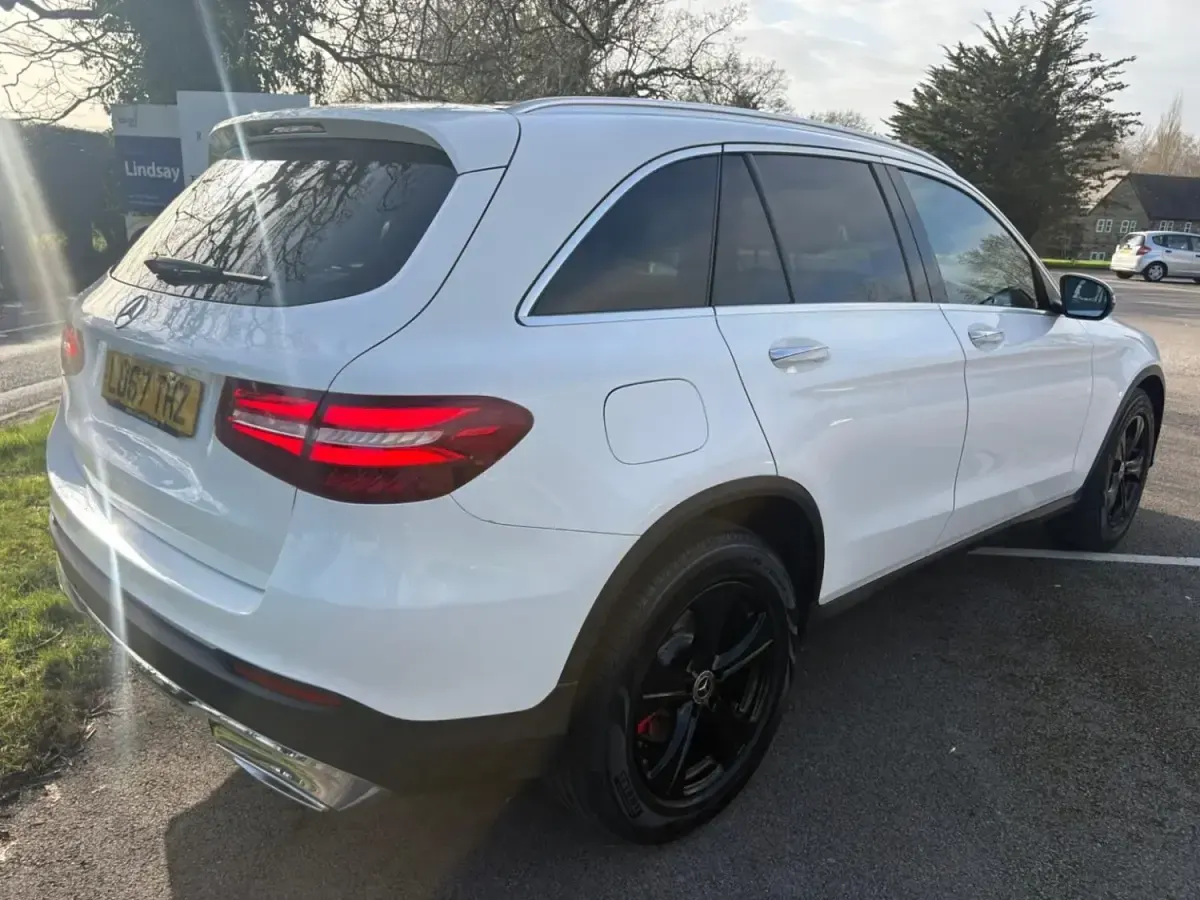 Begagnad Mercedes GLC220 2018 Vit SUV