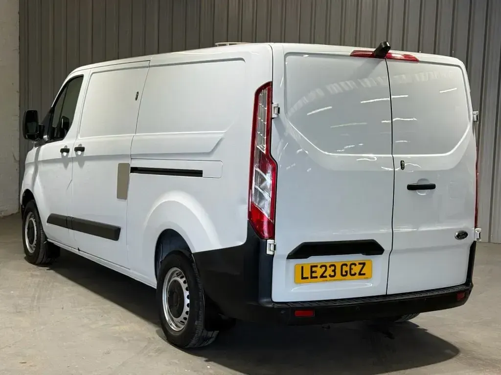 Used Ford Transit Custom S 130 HP (95 kW) 2023 White Van