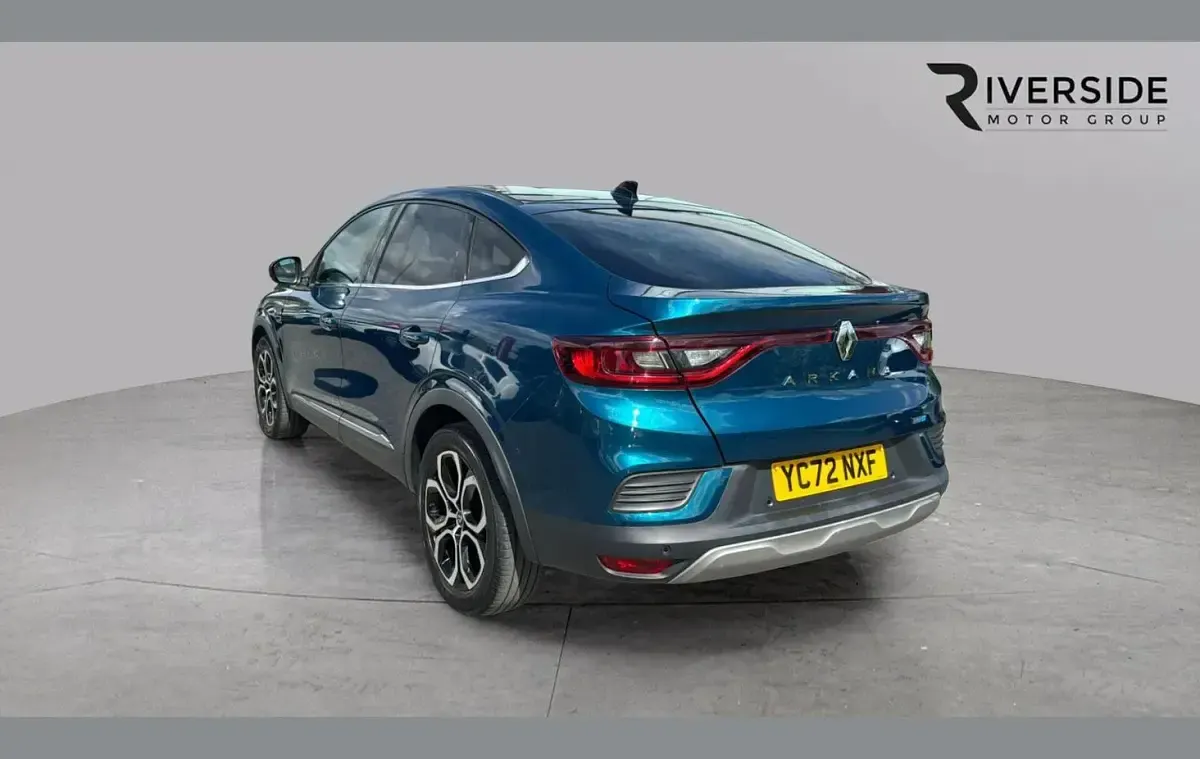 Used Renault Arkana Version S 142 HP (104 kW) 2022 Blue SUV