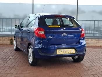 Second-hand Ford Ka Plus Zetec 85 CP (62 kW) 2019 Albastru Hatchback