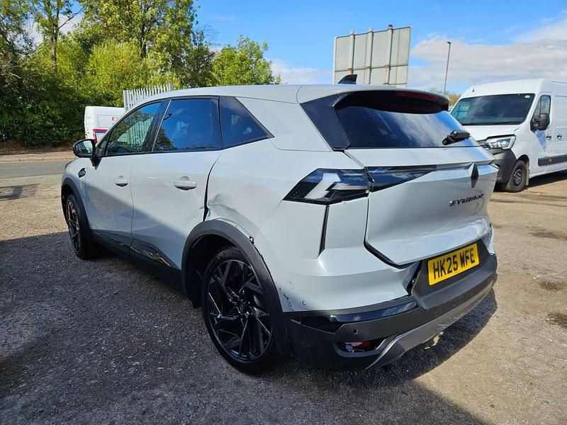 Used Renault Symbioz Iconic Esprit Alpine 143 HP (105 kW) 2025 Grey SUV