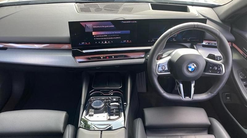 Used BMW 520 M Sport 205 HP (150 kW) 2025 Grey Estate