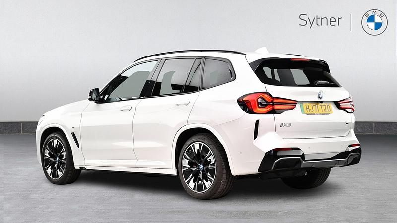 Used BMW iX3 M Sport 207 kW (282 HP) 2022 White SUV