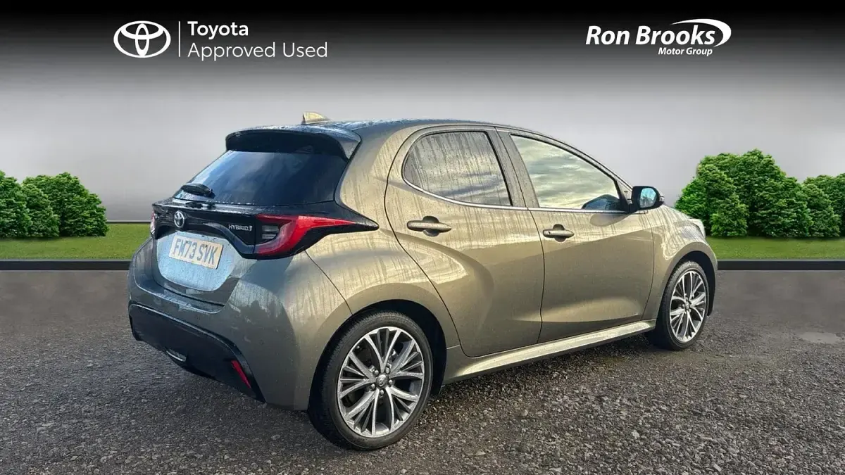 Used Toyota Yaris Hybrid 2023 Bronze Hatchback