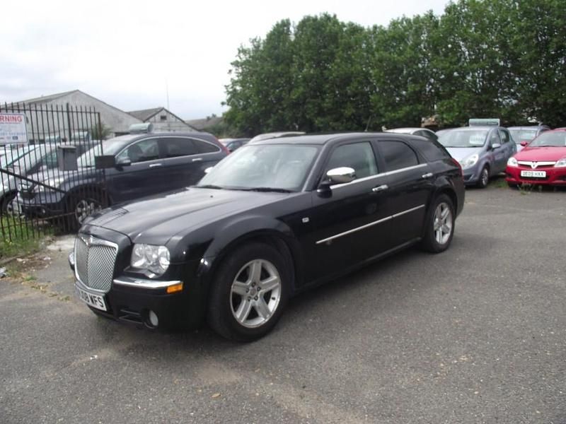 Used Chrysler 300C 218 HP (160 kW) 2008 Black Estate