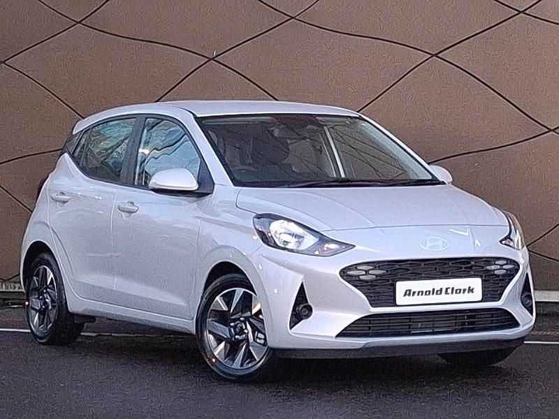 Pearl lumen grey New 2025 Hyundai i10 Advanced Hatchback | £16,298 (Fair price) - Image 1/4