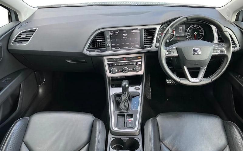 Used Seat Leon XCELLENCE 150 HP (110 kW) 2019 Silver Hatchback