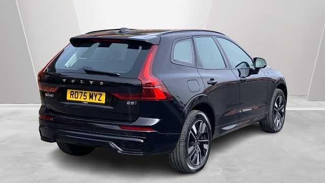 Used Volvo XC60 Plus 247 HP (181 kW) 2025 Black SUV