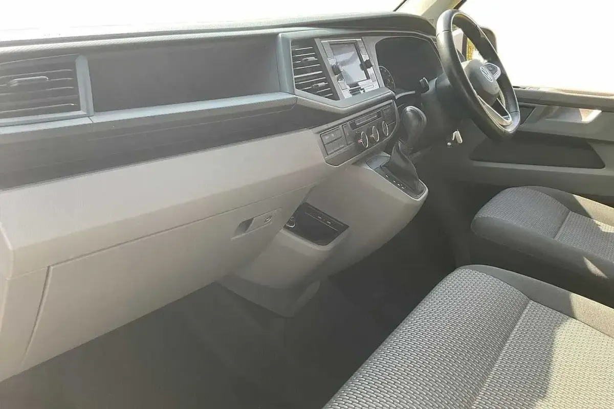 Usado VW Transporter Highline 2023 Branco Van