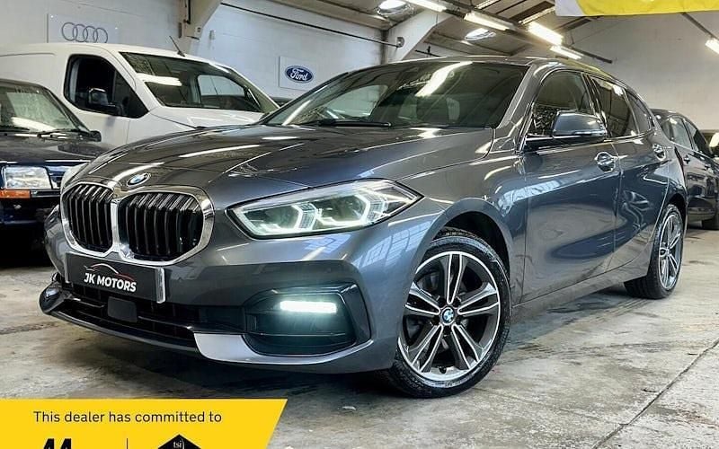 Usado BMW 118 Sport Line 140 HP (102 kW) 2020 Citadino