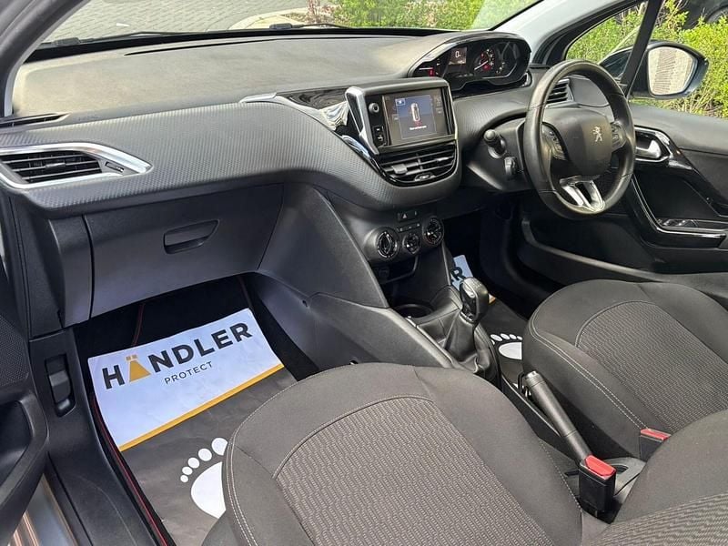 Used Peugeot 208 Active 2017 Silver Hatchback