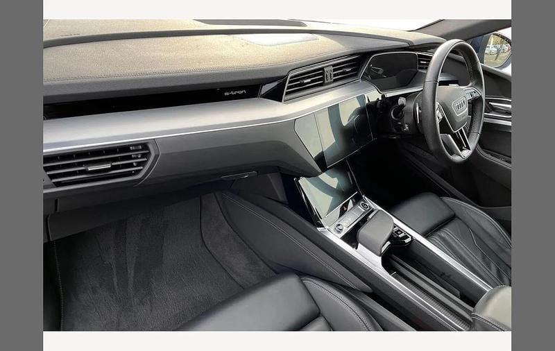 Used Audi e-tron Sportback S-Line 230 kW (313 HP) 2022 Blue SUV