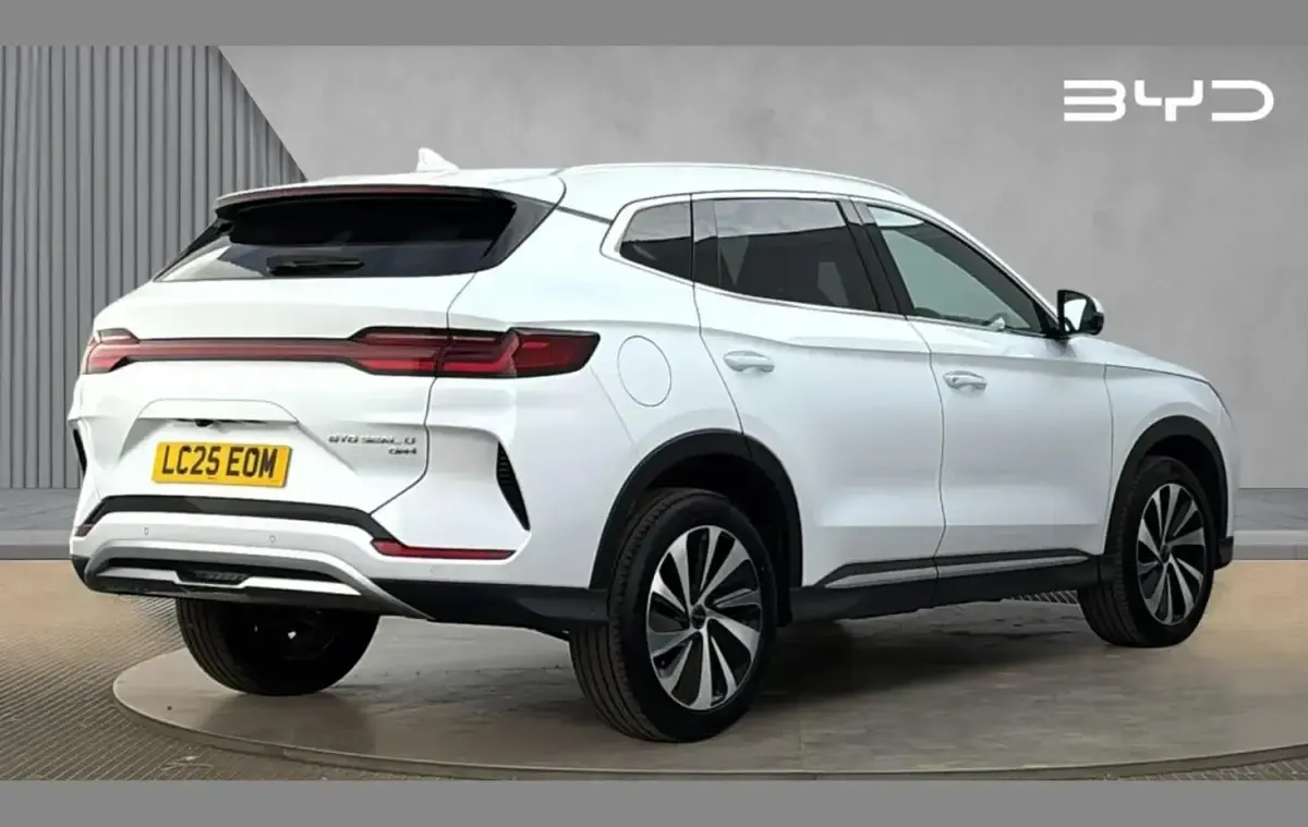 Used BYD Seal U Comfort 218 HP (160 kW) 2025 White SUV