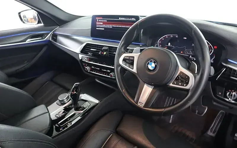 Used BMW 520 M Sport 190 HP (139 kW) 2021 Grey Sedan