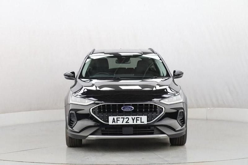 Begagnad Ford Focus Active 125 HK (91 kW) 2022 Svart Kombi