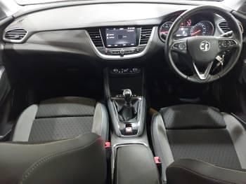 Second-hand Vauxhall Grandland X Business Edition 2020 Roșu SUV