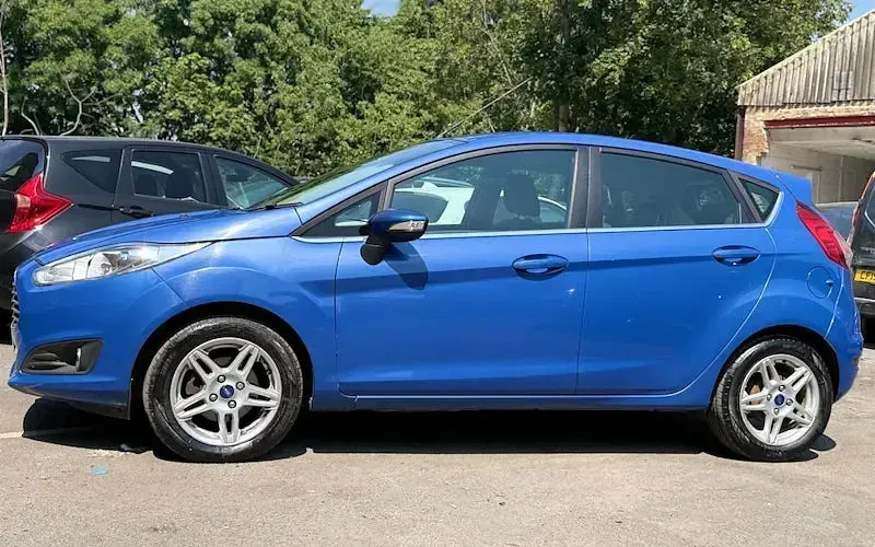 Used Ford Fiesta Zetec 101 HP (74 kW) 2017 Hatchback