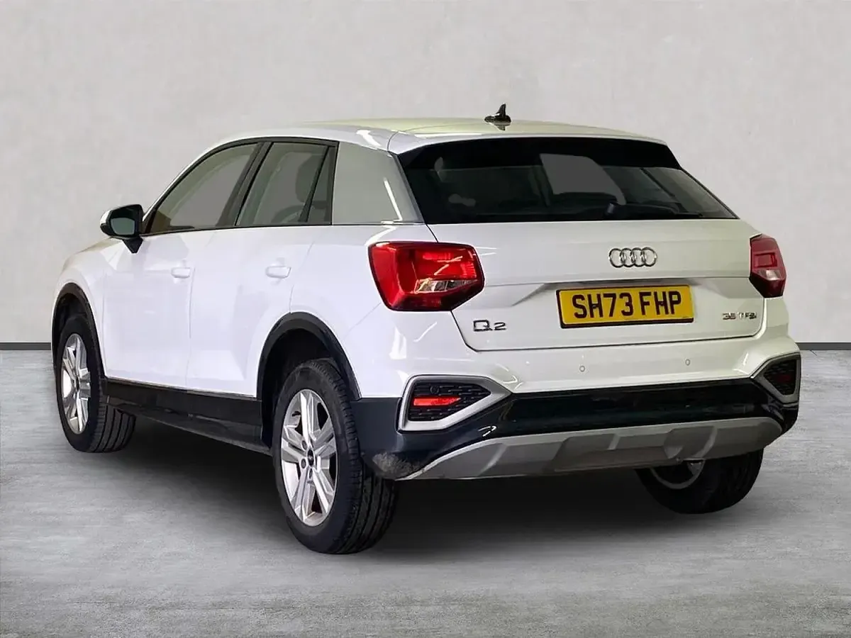 Used Audi Q2 Sport 150 HP (110 kW) 2023 White SUV