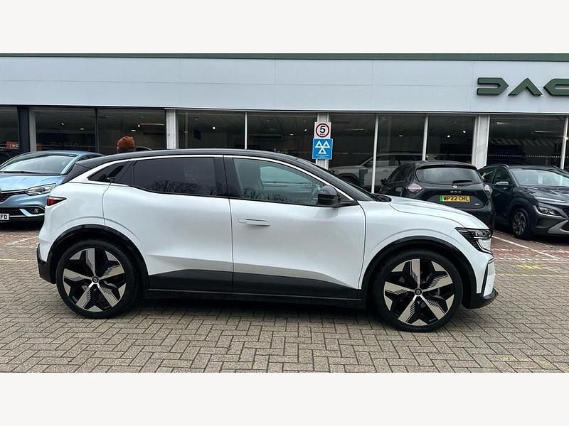 Used Renault Megane E-Tech Techno 160 kW (218 HP) 2023 Hatchback
