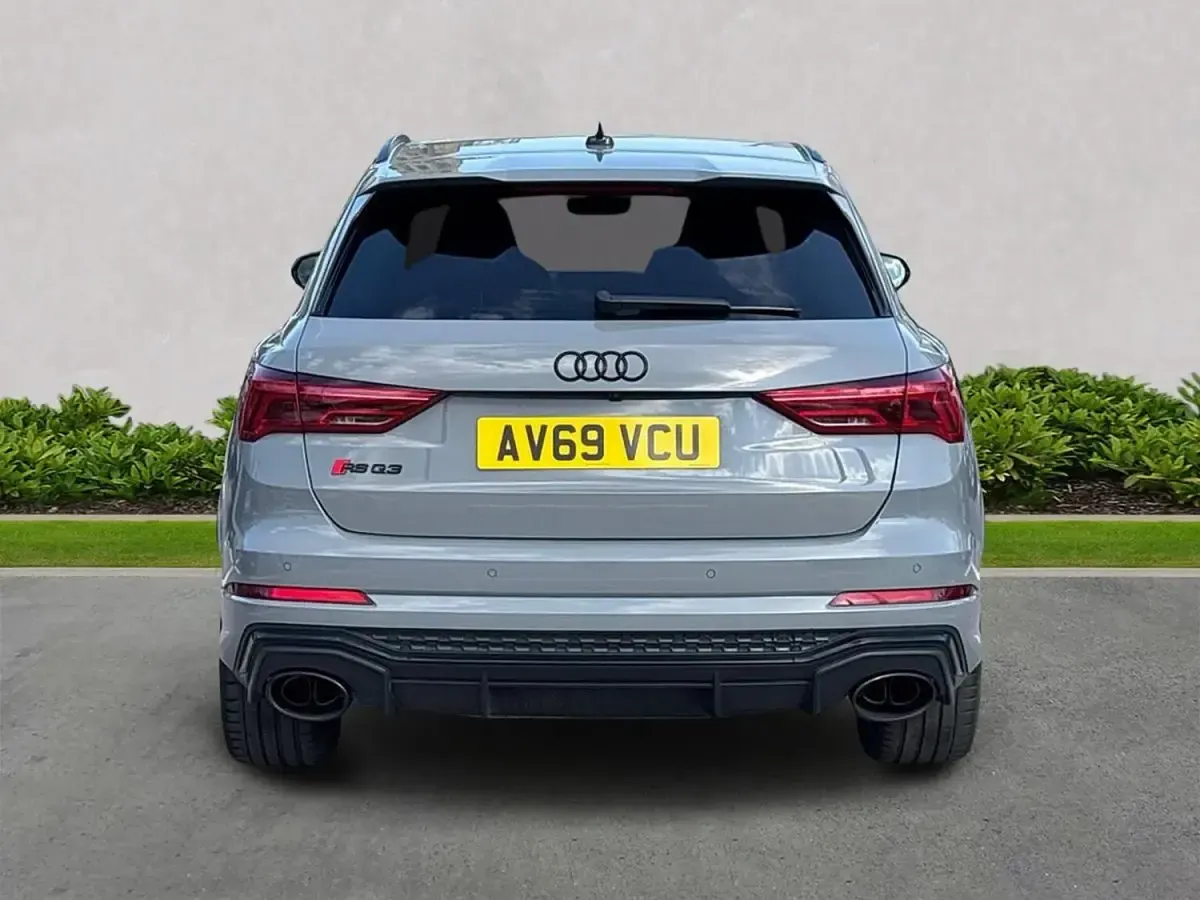 Used Audi RS Q3 Advanced 400 HP (294 kW) 2019 Grey SUV