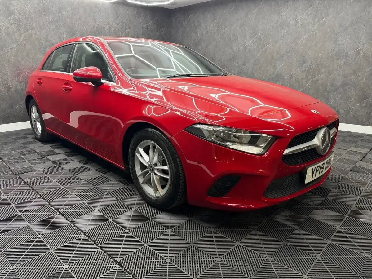 Usado Mercedes A180 Executive 2019 Vermelho Citadino