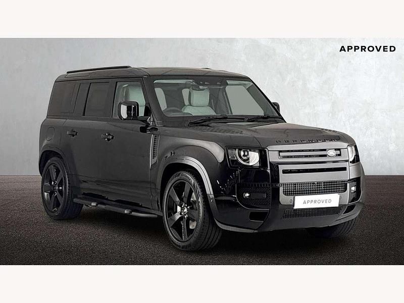 Santorini black Used 2025 Land Rover Defender HSE Dynamic SUV | £78,980 - Image 1/4