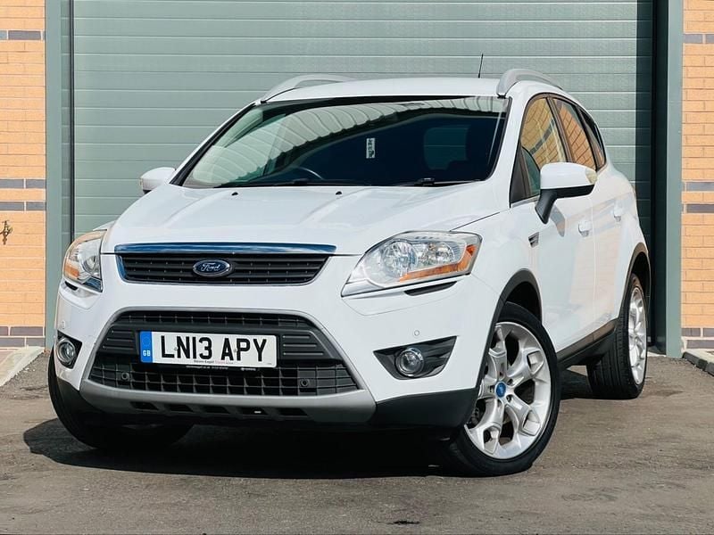 White Used 2013 Ford Kuga Zetec SUV | £3,595 (Fair price) - Image 1/4