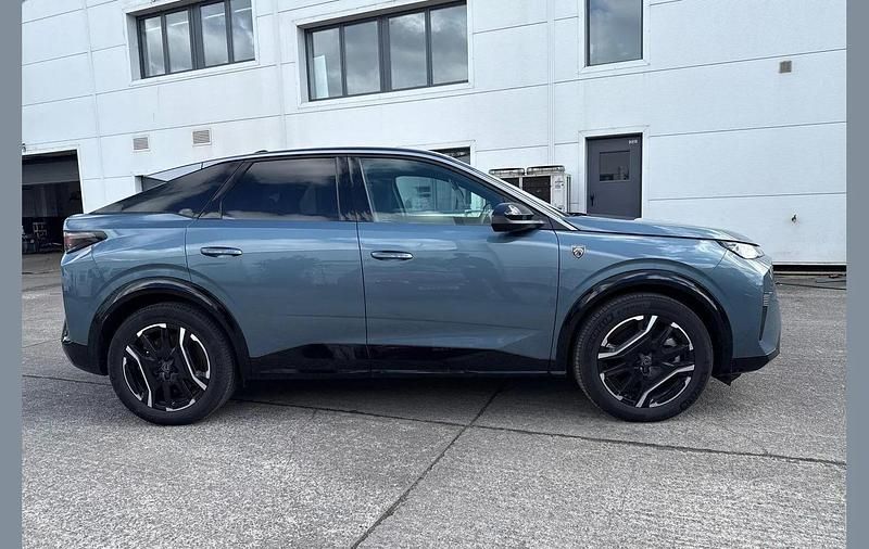 Used Peugeot e-3008 GTi 154 kW (210 HP) 2025 Blue SUV