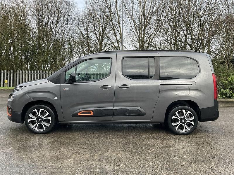 Used Citroën e-Berlingo XTR 98 kW (134 HP) 2023 Grey MPV