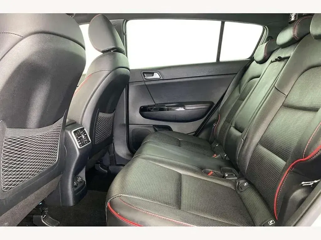 Used Kia Sportage GT-Line S 182 HP (133 kW) 2019 White SUV