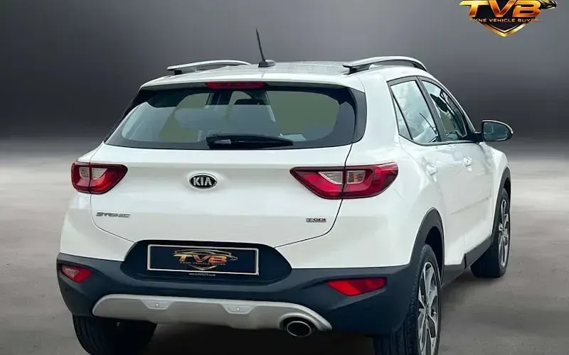 Used Kia Stonic 120 HP (88 kW) 2020 White SUV
