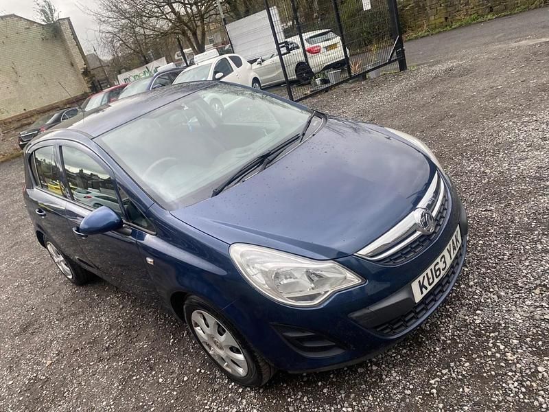 Used Vauxhall Corsa S 95 HP (69 kW) 2013 Blue Hatchback