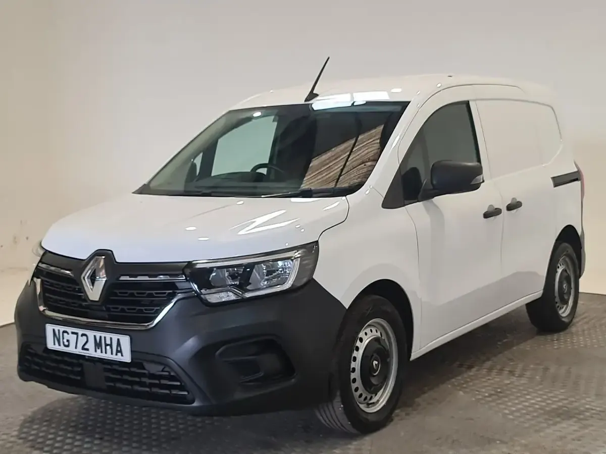 Used Renault Kangoo 95 HP (69 kW) 2023 White MPV