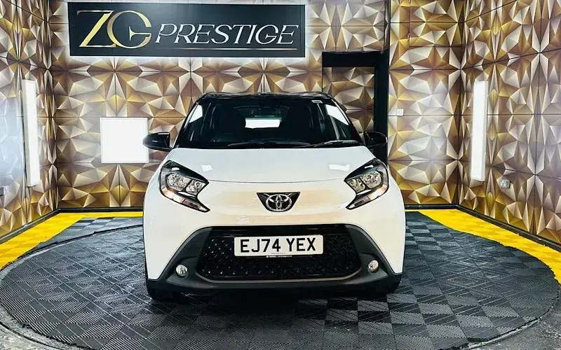 Używany Toyota Aygo X 72 KM (52 kW) 2024 Biały SUV