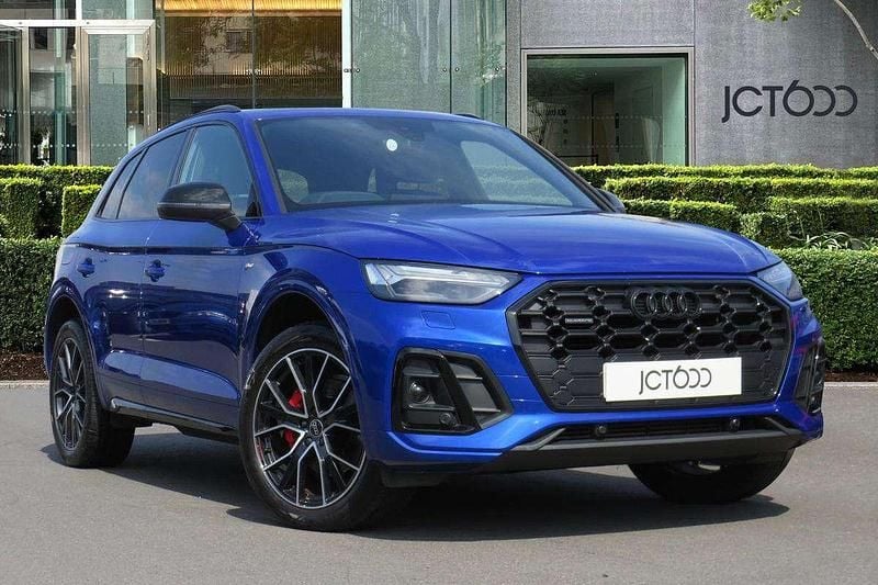 Blue Used 2022 Audi Q5 Comfort SUV | £37,150 (Fair price) - Image 1/4