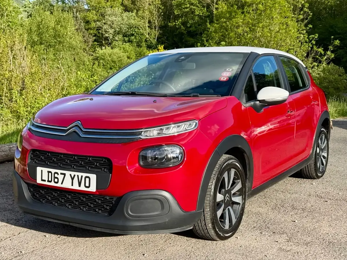 Used Citroën C3 Feel 81 HP (59 kW) 2017 Red Hatchback