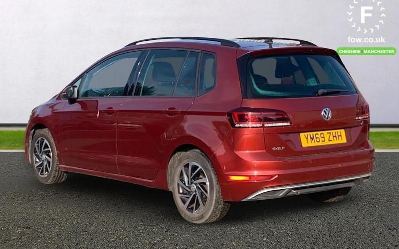 Second-hand VW Golf VII Match 131 CP (96 kW) 2019 Hatchback
