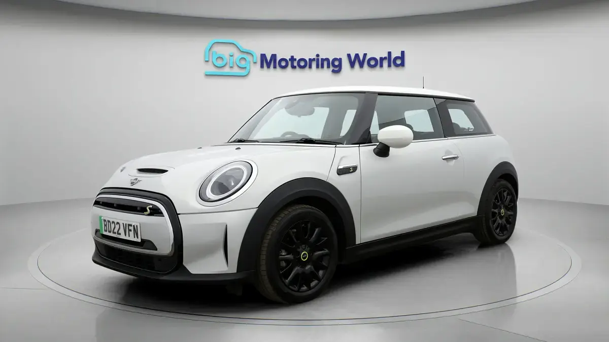Used Mini Cooper SE Hatch 133 kW (181 HP) 2022 Hatchback