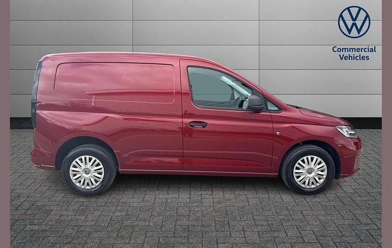 Used VW Caddy 101 HP (74 kW) 2024 Red MPV