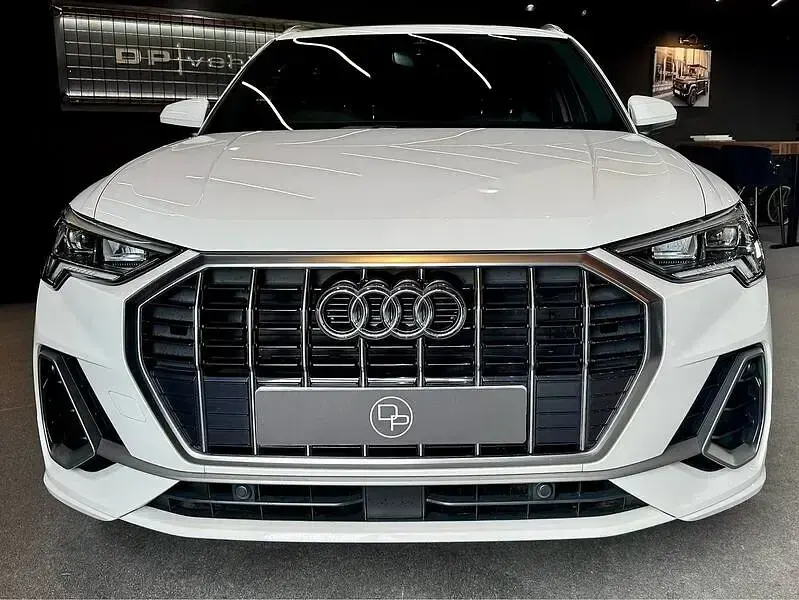 Used Audi Q3 S-Line 150 HP (110 kW) 2021 White SUV