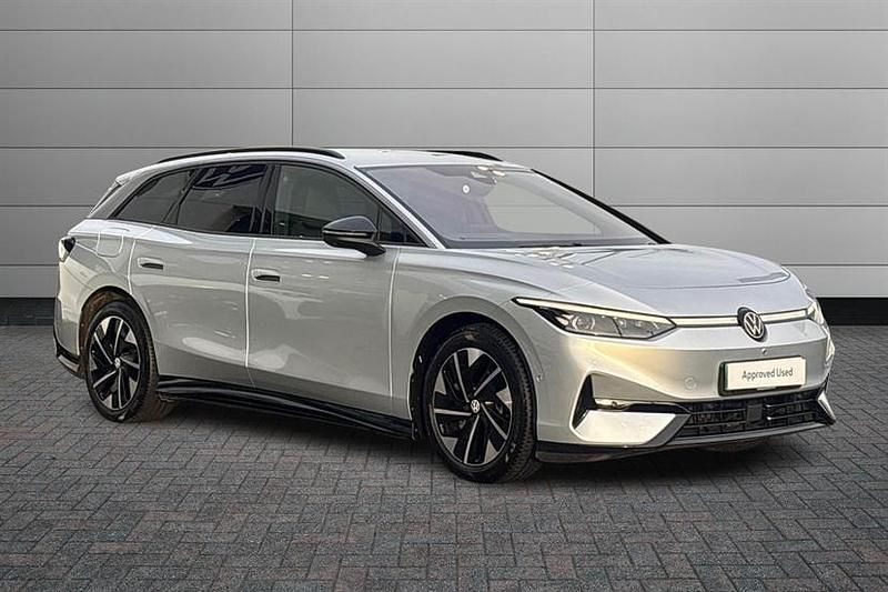 Used VW ID.7 Pro 210 kW (286 HP) 2025 Silver Hatchback