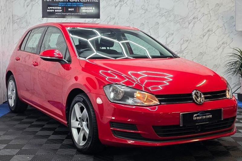 Used VW Golf VII SE 150 HP (110 kW) 2013 Red Hatchback