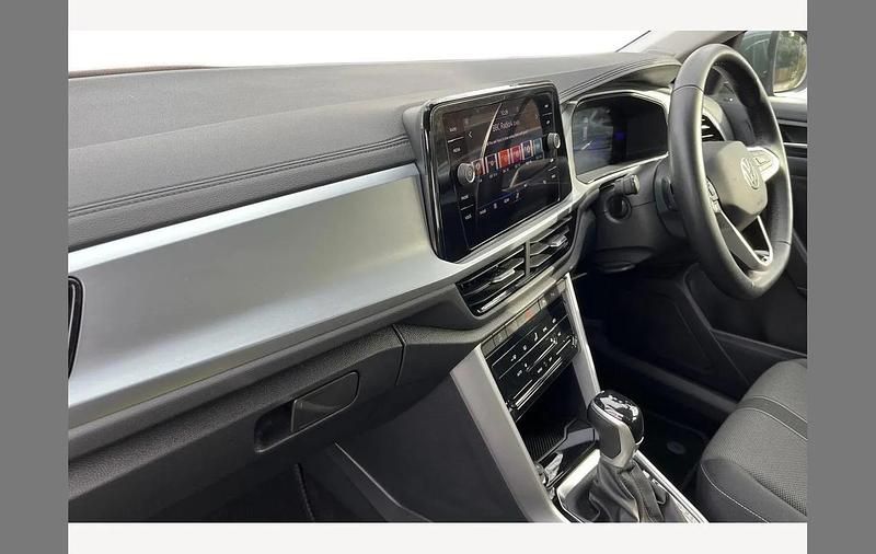 Used VW T-Roc Life 150 HP (110 kW) 2023 Indium grey SUV