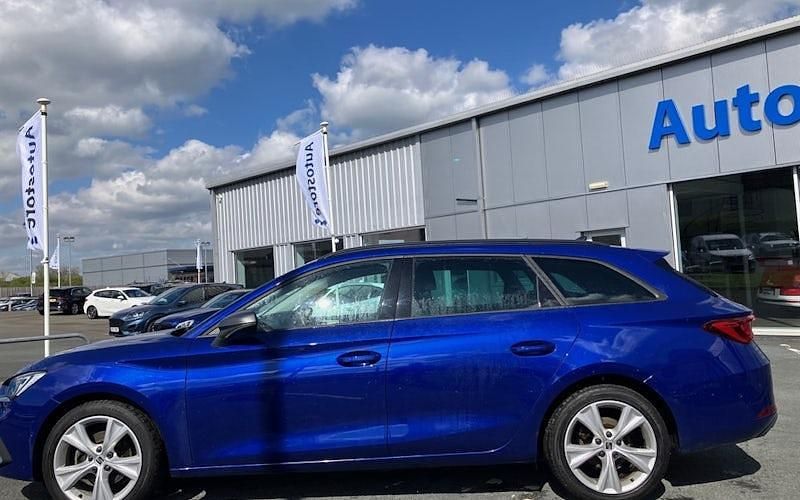 Usado Seat Leon FR 131 HP (96 kW) 2023 Carrinha