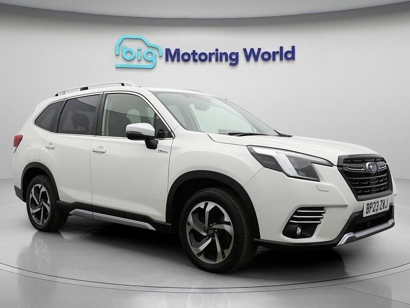 White Used 2023 Subaru Forester Premium SUV | £19,200 (Good price) - Image 1/4