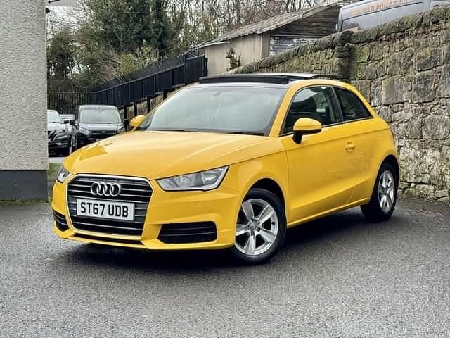 Used Audi A1 Design 95 HP (69 kW) 2017 Yellow Hatchback