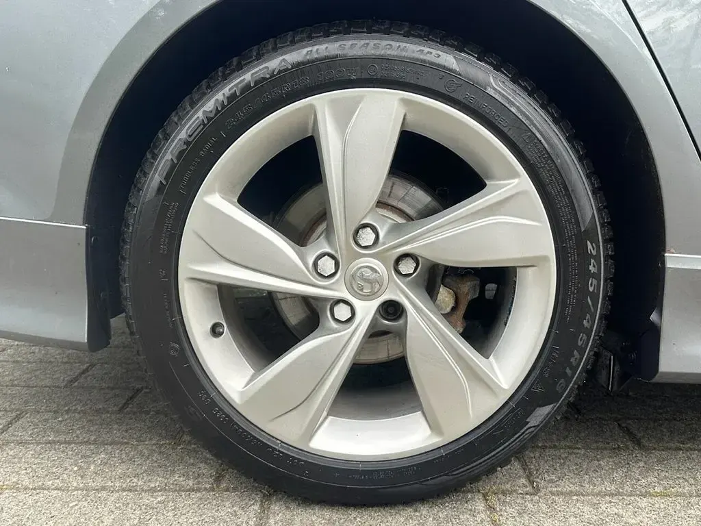 Used Vauxhall Insignia SRi 2019 Grey Hatchback