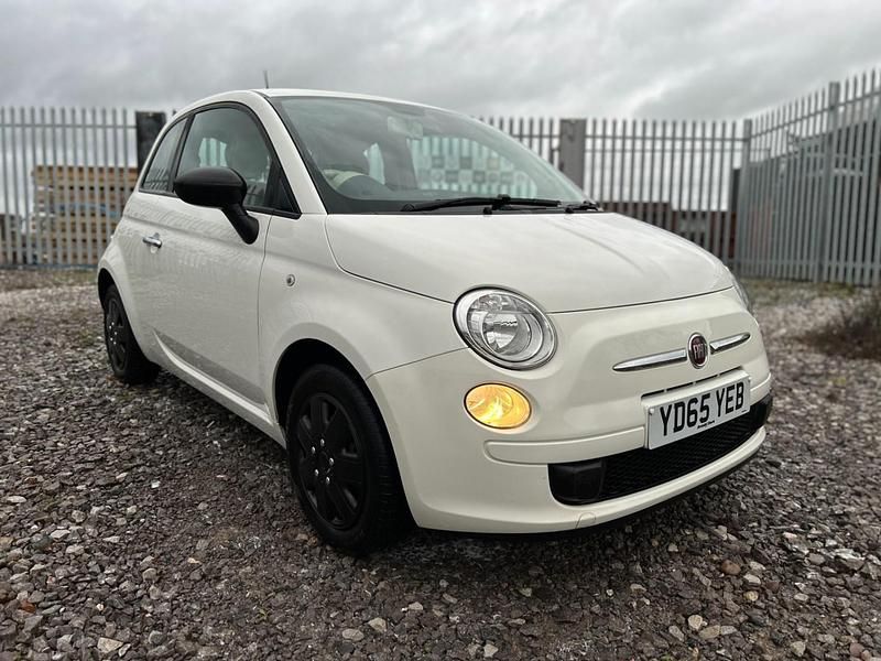 White Used 2015 Fiat 500 S Hatchback | £3,499 (Good price) - Image 1/4